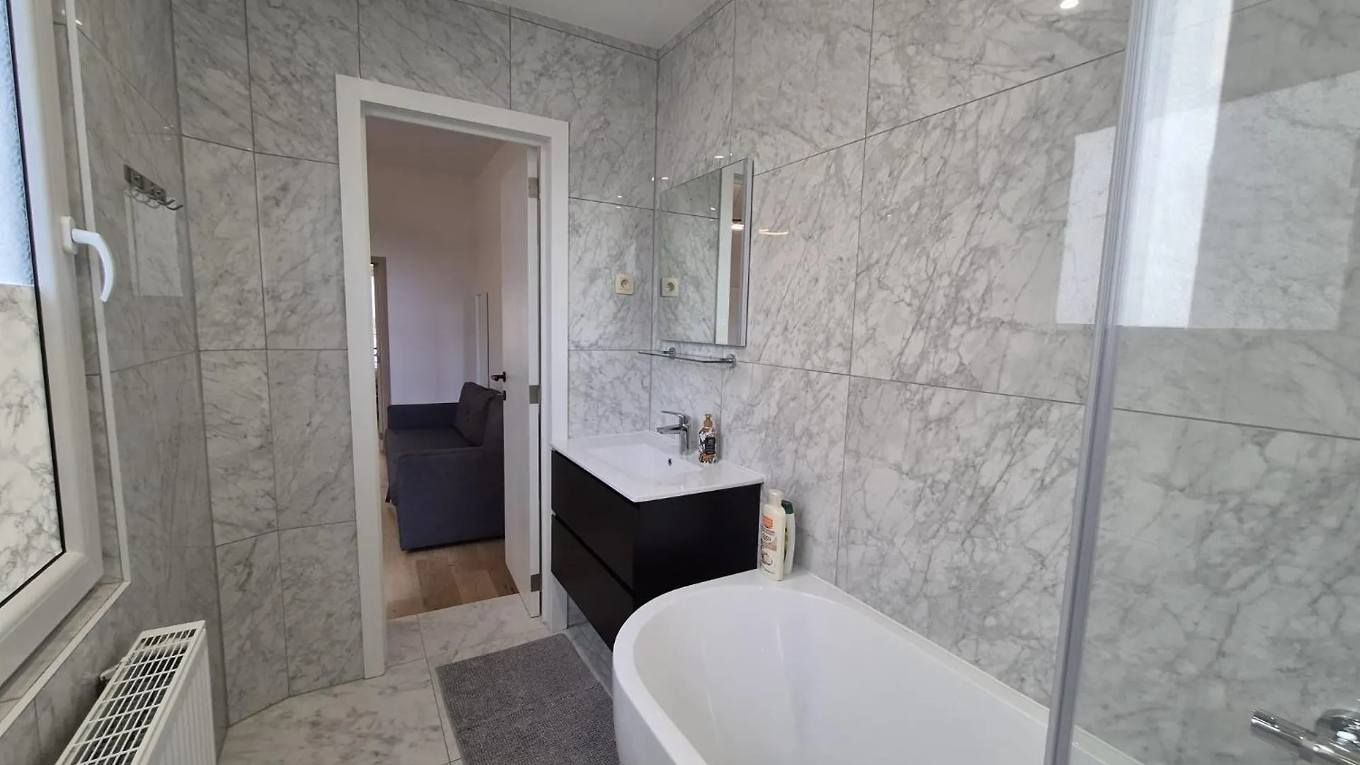 Elegant Apartment In Center Of بروكسل